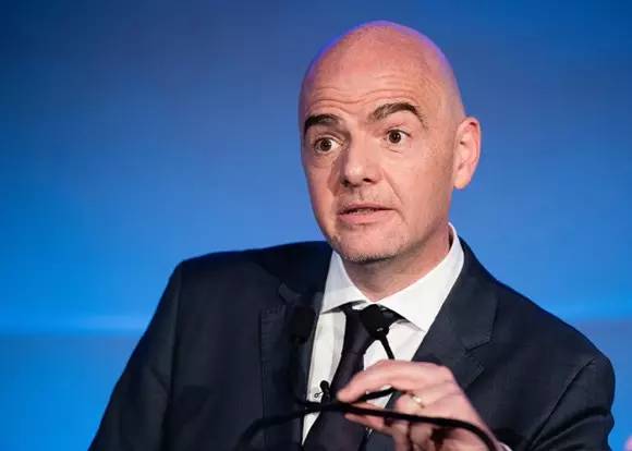 禹唐DAILY|休赛期球衣销量排名：詹皇压库里；因凡蒂诺高度赞赏视频回放技术