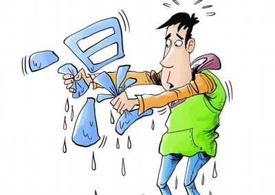 一楼潮湿墙面发霉最佳解决方法,没做防水楼下会渗水吗