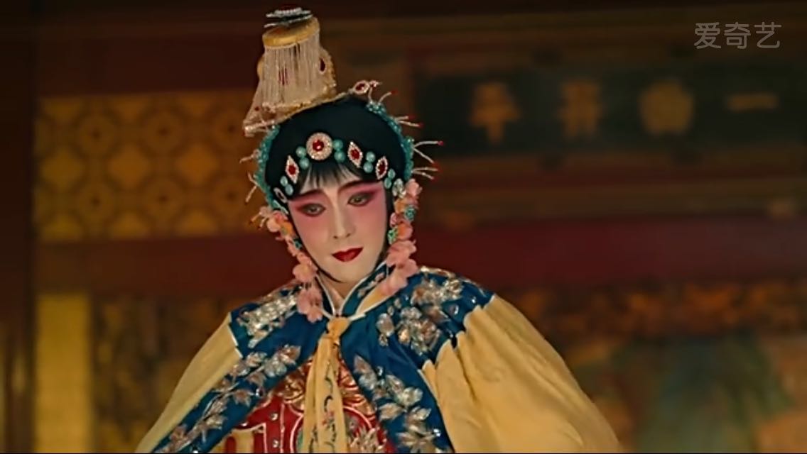 张艺兴老九门穿的衣服,张艺兴扮演的二爷是怎样的人