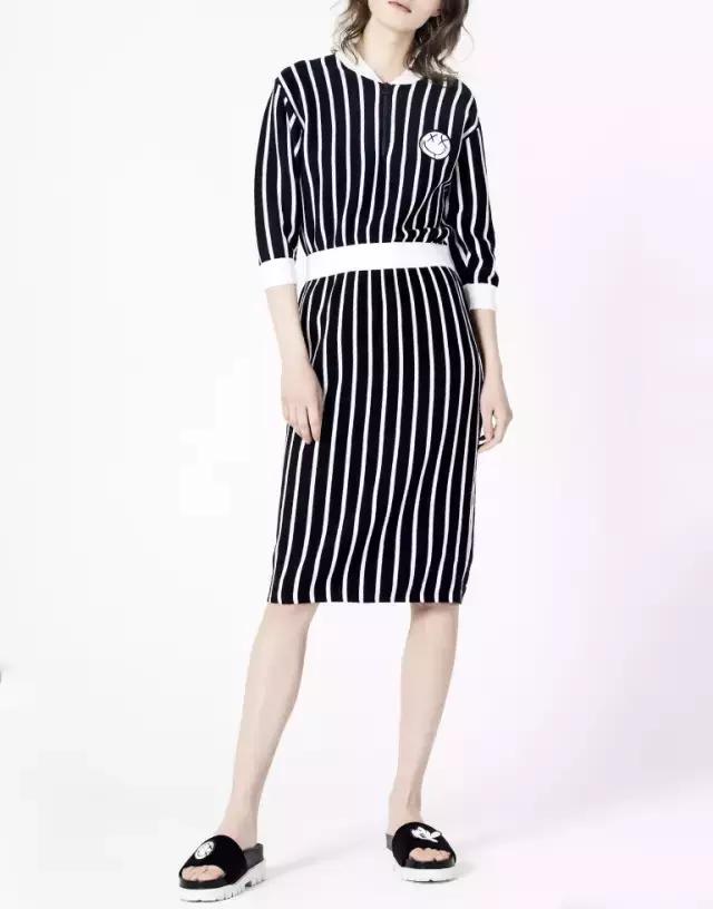 宋佳刘诗诗直筒裤,刘诗诗宋佳最爱的衬衫