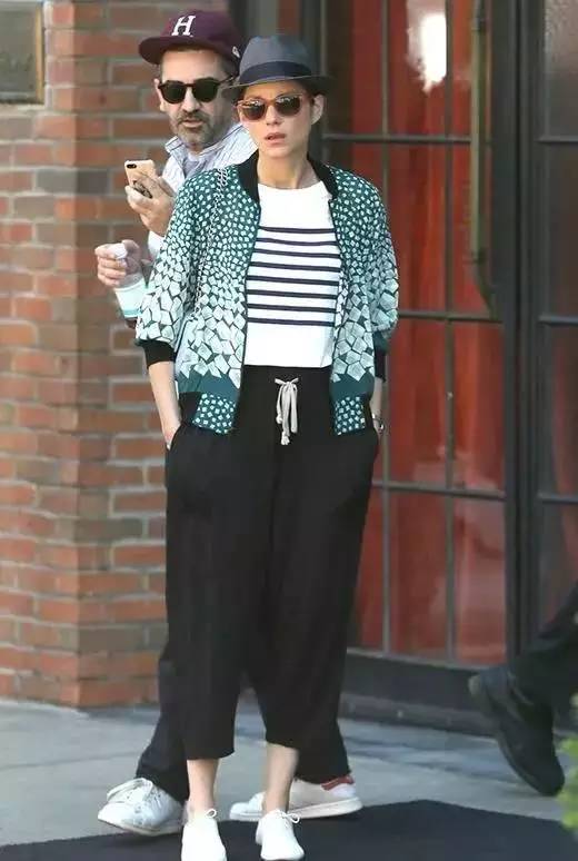 一件夹克穿搭设计,一件夹克的四种穿法