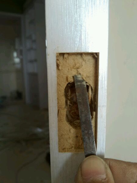 木门安锁开孔,木门安锁视频教程