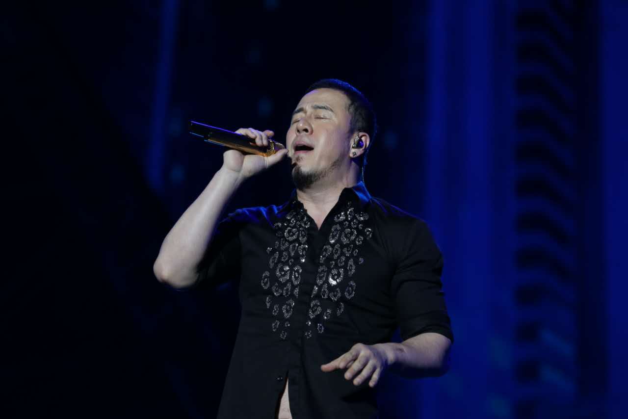 信、吴克羣、伍佰十余组艺人齐聚厦门共同唱响奇迹之夜