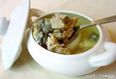 秋天小孩咳嗽是热咳还是寒咳,秋季孩子这种咳嗽最常见