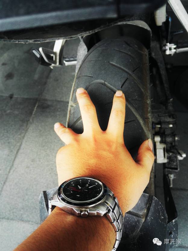 本田cb300复古摩托,本田cb300f极速视频