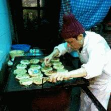 在上海米其林餐厅用餐,阿大葱油饼米其林