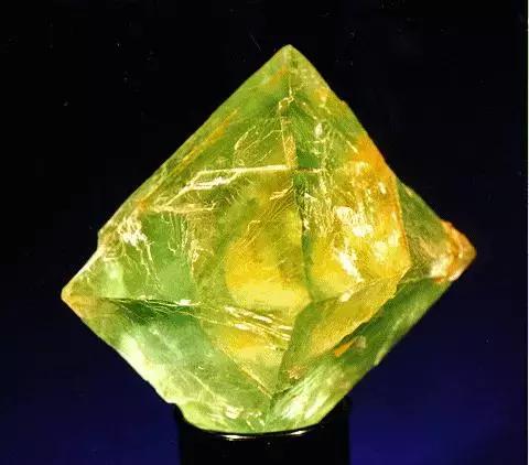 世界112种宝石矿物,盘点那些奇怪宝石矿物