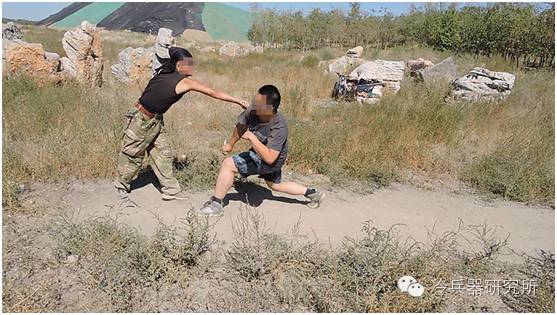 格斗术图解大全,短刀格斗术大全