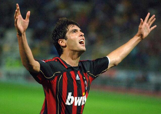 在中国影响力最大的十大足坛巨星老马齐祖无缘前三