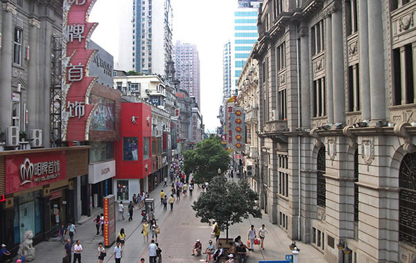 人气爆棚国际购物中心,年轻人必去的购物中心