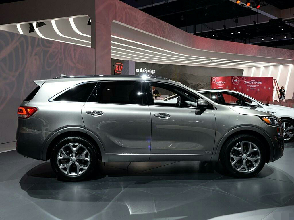 颜值比汉兰达好的车型,原装进口车与国产汽车比