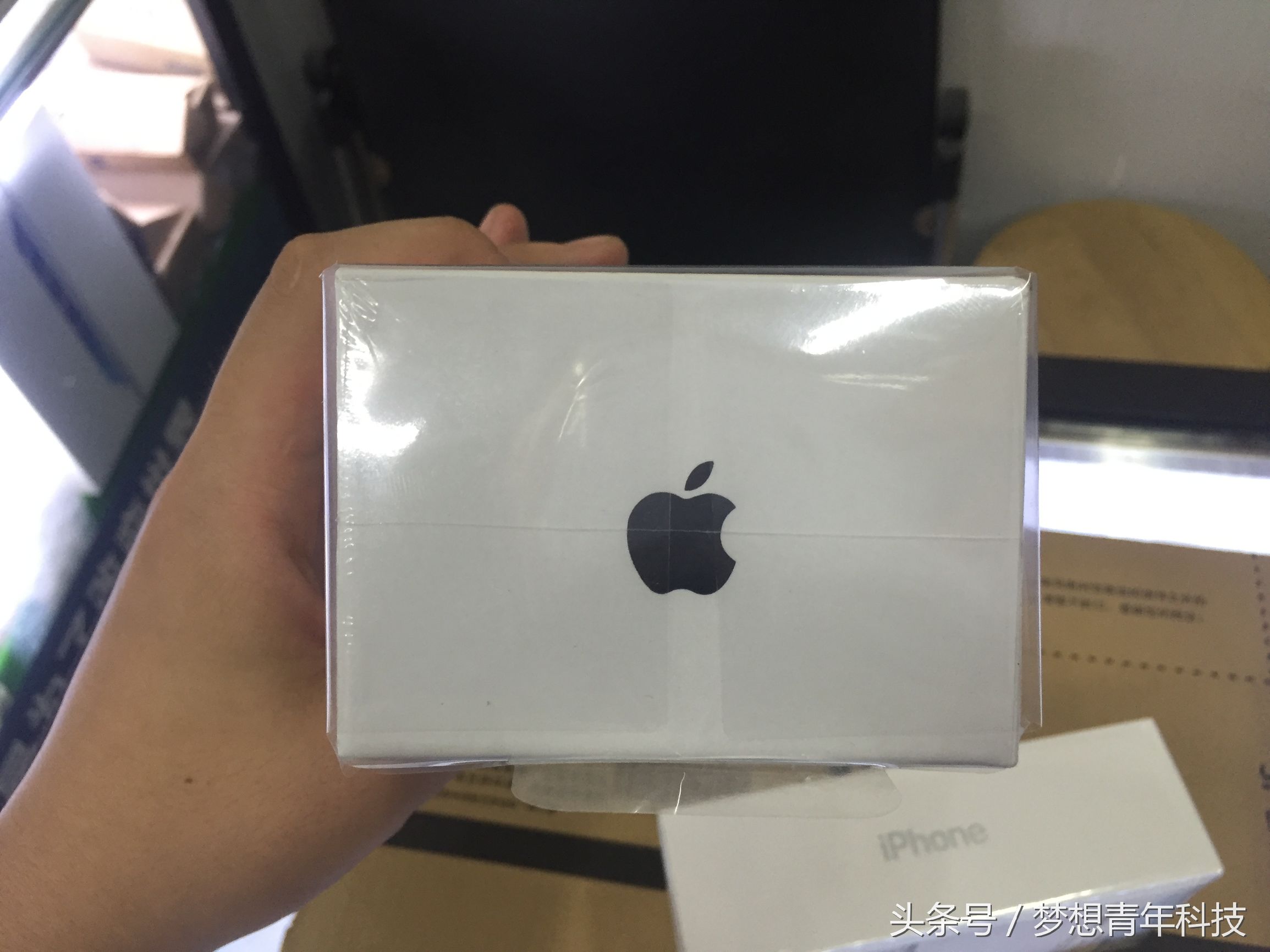 iPhone7后封出现！全网首发iPhone7后封鉴别教程。