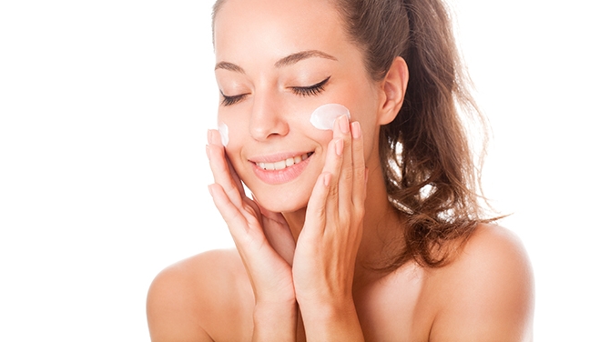 哪个位置的痘痘一定不能挤,这几个部位痘痘千万别挤