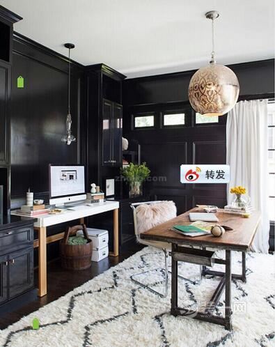 小型私人办公室布置设计,8个家庭办公室设计技巧