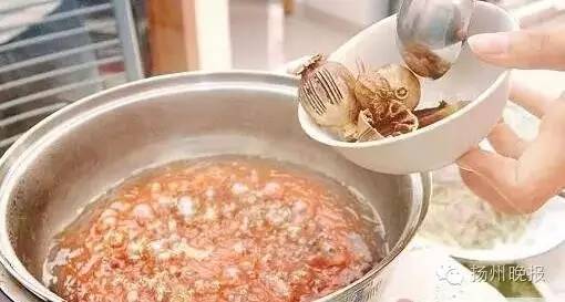 扬州这家“柠檬鱼火锅”料包查出*粟罂**！毒料包销往全国36家门店