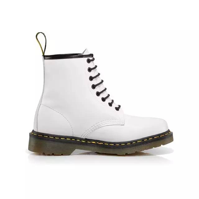 复古与未来碰撞,复古与摩登碰撞