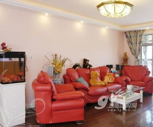 现代与怀旧的创意混搭回归内敛、实用主义的理性居室