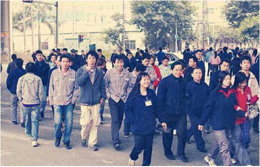 记录农村女孩出来打工的十年,记录创业女人的真实生活