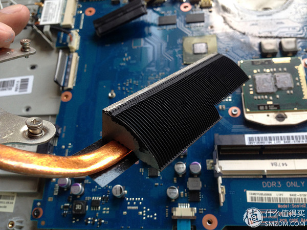 三星rv515笔记本拆机教程,三星rv420笔记本清灰