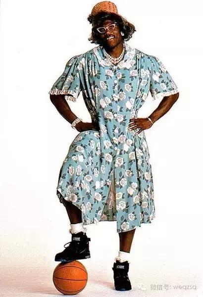 罗斯叫小熊，奥尼尔是大柴油机，最后一位NBA球星的外号亮了！