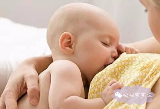 产后堵奶了怎么快速疏通,产后堵奶怎么办最快最有效