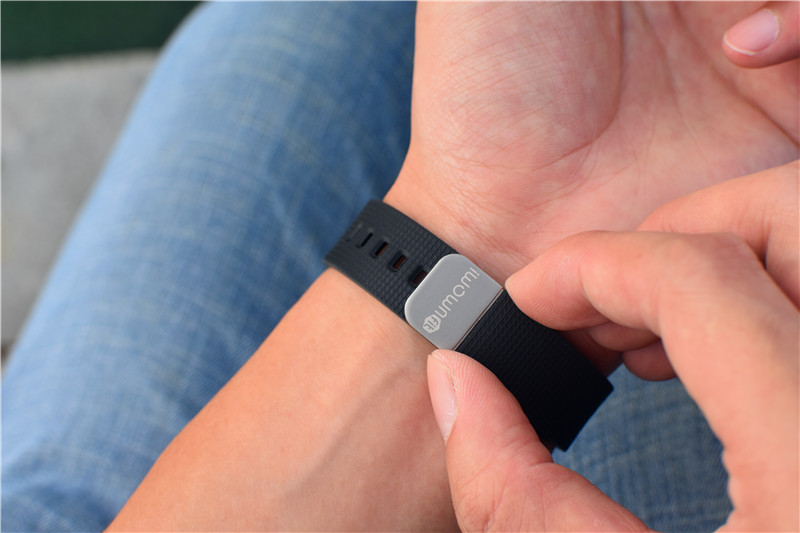 埃微手环新款带血压体温评测,蛋卷智能手环