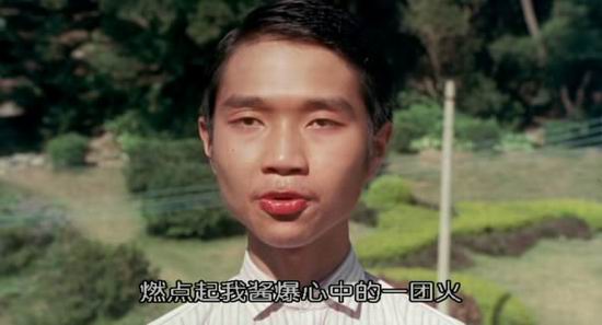 周星驰功夫中的酱爆跳舞的场景,周星驰功夫中的眼神