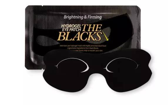 好用到哭的黑面膜,自带精华的黑面膜