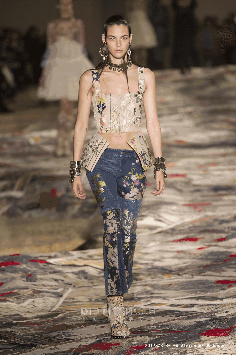 2023春夏时装周mcqueen,mcqueen经典衣服