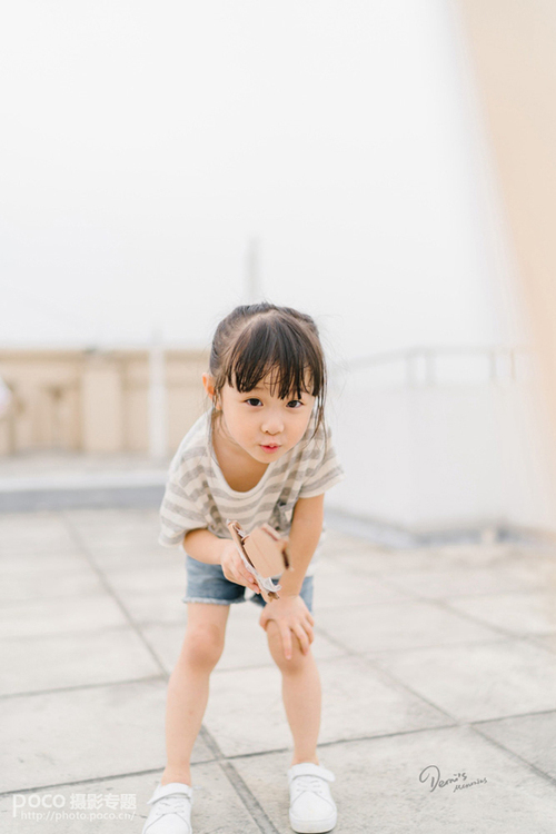 每个妈妈都是孩子的专属摄影师,每个妈妈都是孩子的摄影师