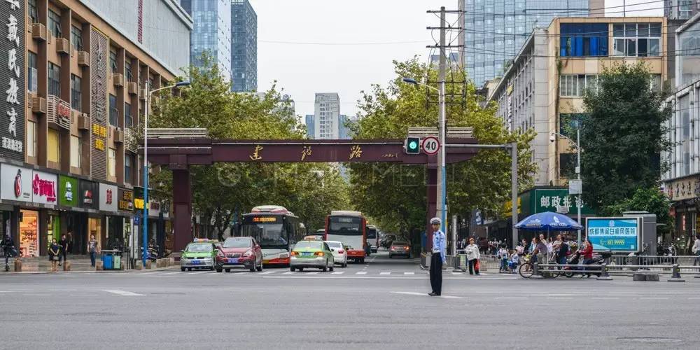 衣恋旗下服装店,衣恋中国第一家门店开在哪里