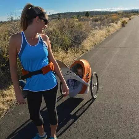 极客爸爸给婴儿车装上了125CC的摩托车发动机边参赛奥运边“遛”小孩？｜905出行设计师