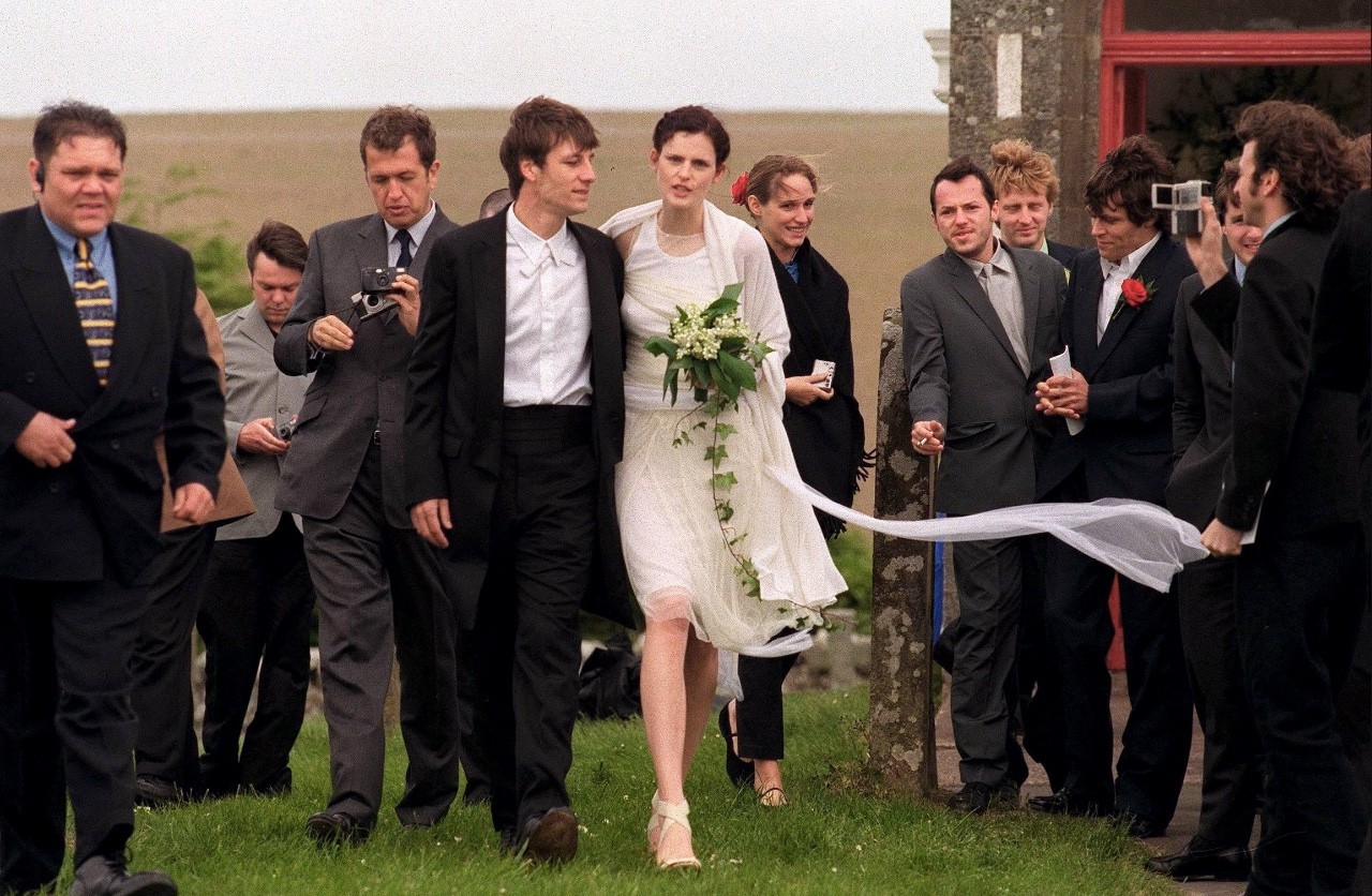 管得着吗你？｜宝宝的婚纱就是这么任性！