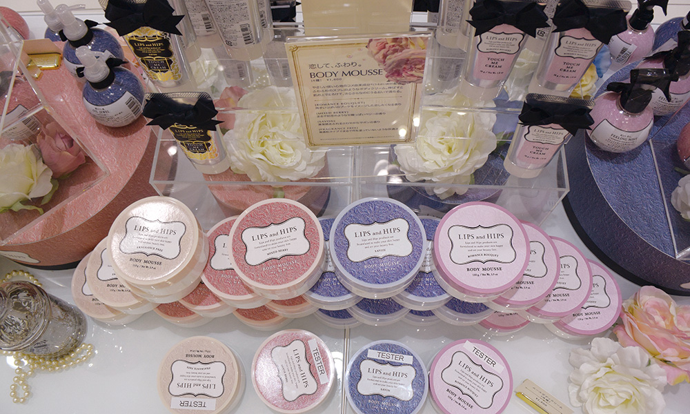 中国人来了，日本药妆店超忙的|CBNweekly