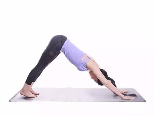 秋天干燥上火脸上长痘吃什么好,春季上火长痘怎么办