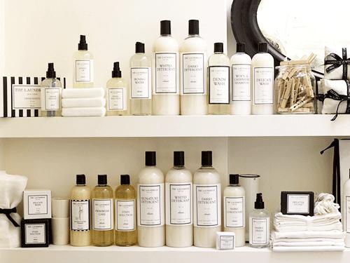 能洗出靓丽衣物的洗衣液,什么牌子的洗衣液洗的衣服最干净