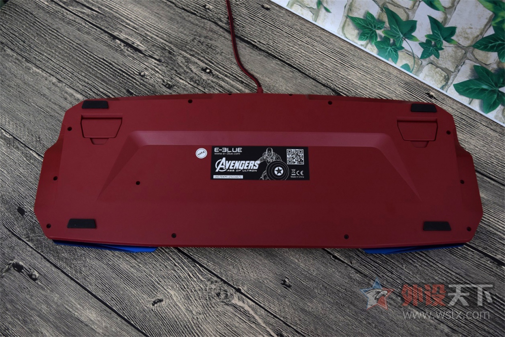 烧友拆解美队也逃不出我的魔掌宜博美队版拆解