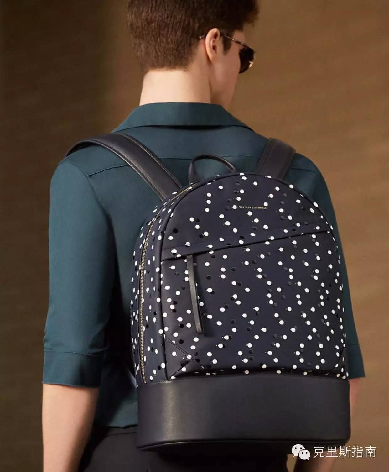 适合年轻人背的双肩包轻奢,好背又好看的双肩包