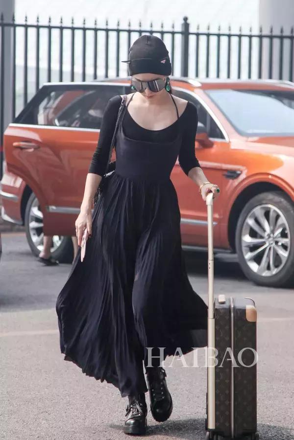 周冬雨和杨紫的区别,周冬雨和杨紫谁更漂亮