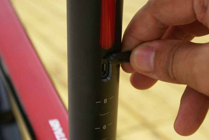 碳纤维4999,碳纤维车最便宜的车型