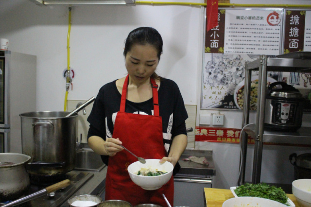 西安典秦厨师培训,陕西小吃卤菜培训