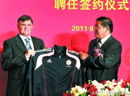 高洪波接替卡马乔原因,卡马乔和国足的矛盾