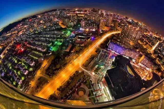 我叫大连，你也可以叫我滨城，这是我的最新简历，请收好！