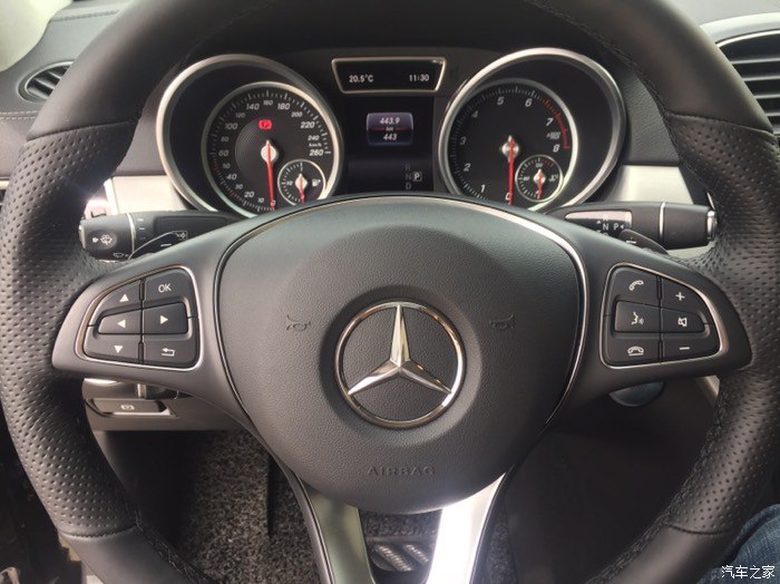 奔驰gle400运动版跑高速视频,奔驰gle400几秒破百运动模式