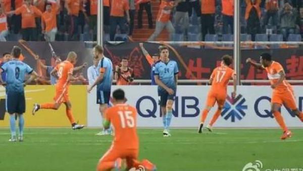 或许,你该记得鲁能球场上那个低调的追风少年“虎子”!