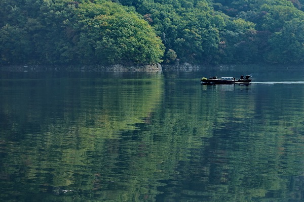 吉林白山附近有什么风景区,吉林有山有水的旅游景点