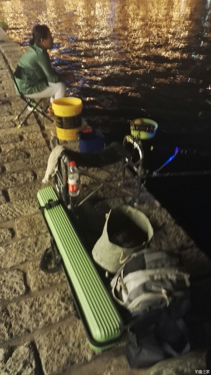 大连钓黑鱼用什么饵料最好,天津海河怎么钓大黑鱼