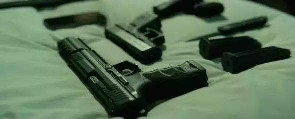 战术美学|《疾速追杀》的“枪械世界”