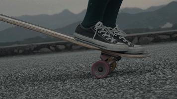 破风而行！她是长板女神小七