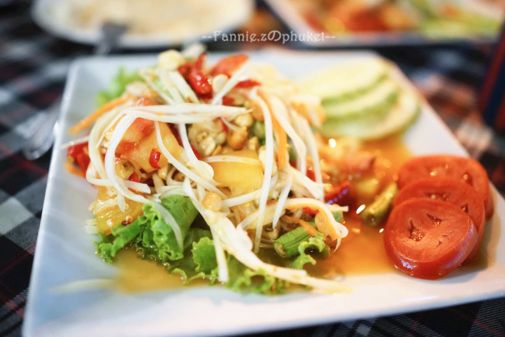 泰国国王去世是哪一年,泰国国王普密蓬去世